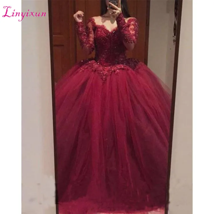 Luxury Ball Gown Quinceanera Dresses Burgundy Off Shoulder Long SleevesLace Appliques Beaded Tulle Puffy Plus Size Prom Gonw