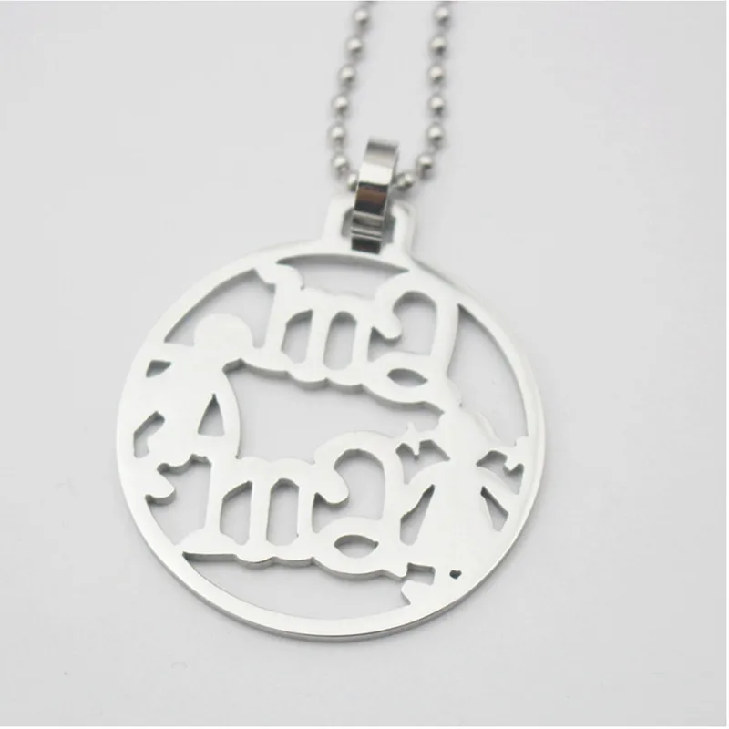 Hollow Ma Ma and Daughter Loving Family Round Pendant Necklace Silver Color Stainless Steel Fashion Jewelry Chinese Style