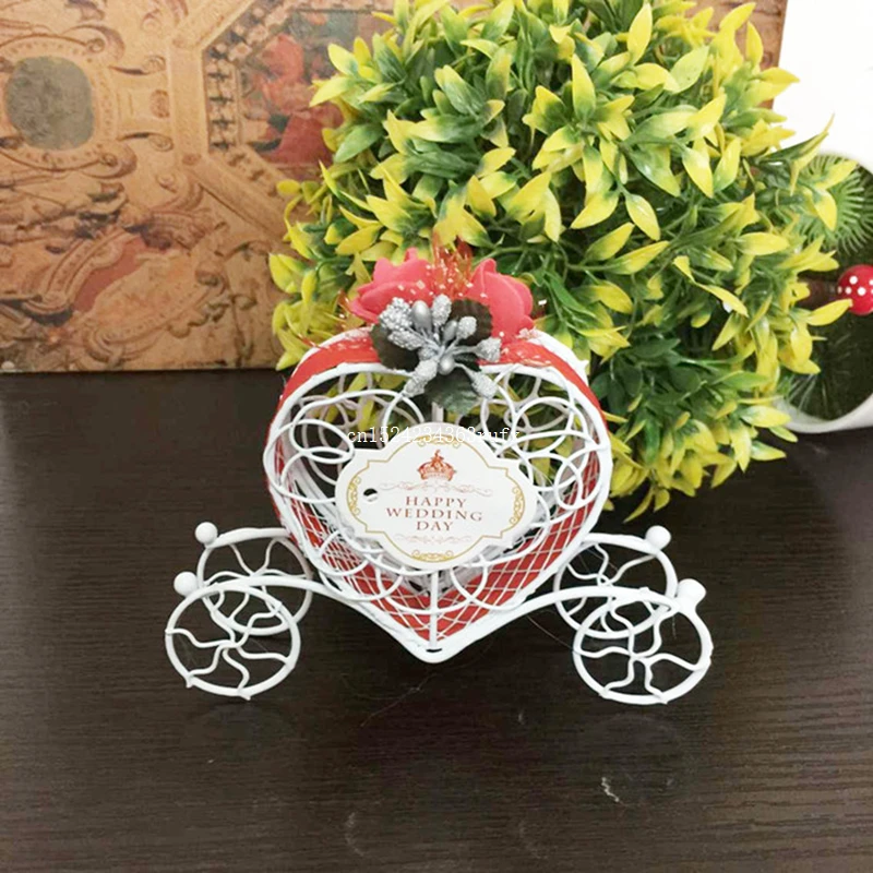 200Pcs European Wedding Candy Box Iron Romantic Heart Shaped Pumpkin Carriage Gift Boxes Wedding Favor and Gifts Wedding Decor