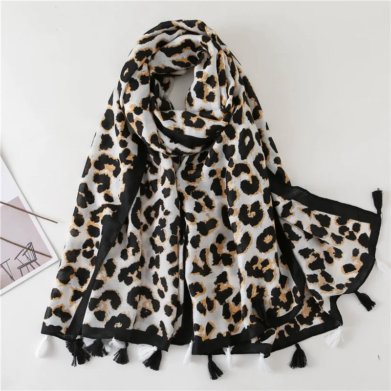 New Fashion Brand Lovely Pink Sexy Leopard Dot Tassel Viscose Shawl Scarf Lady High Quality Pashmina Stole Bufandas Muslim Hijab