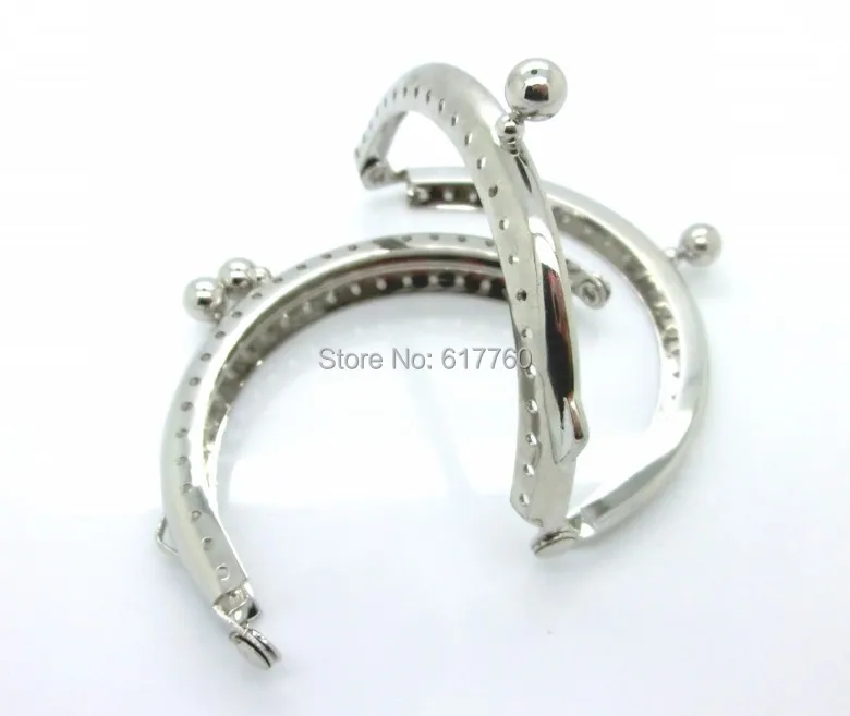 

Free Shipping-2PCs Silver Tone Bead Purse Bag Metal Frame Kiss Clasp Lock Handle 8.5x6cm(3 3/8"x2 3/8") J2599