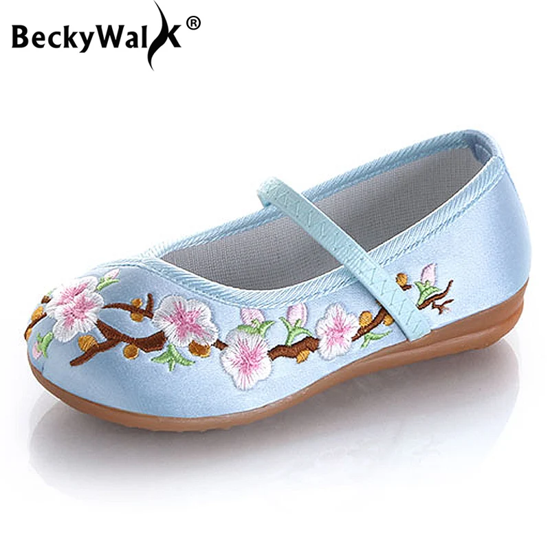 

Chinese Style Kids Shoes Girls Dancing Shoes Embroidered Casual Comfortable Children Flats Princess Shoes Spring Summer CSH277