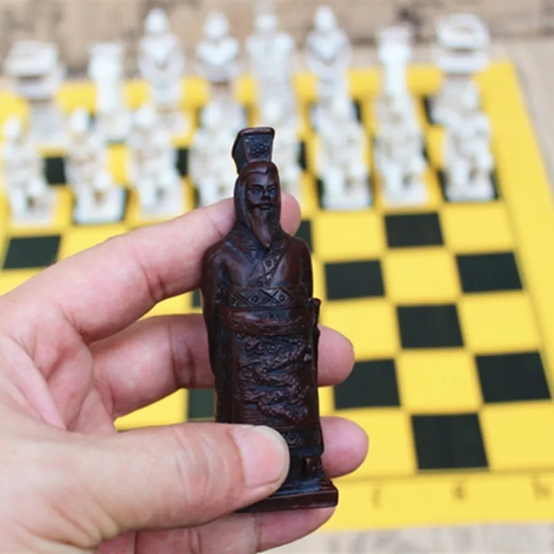 Antique Chess Large Chess Pieces Leather Chessboard Terracotta Resin Chess Pieces Character Modeling Parent-child Gifts Yernea