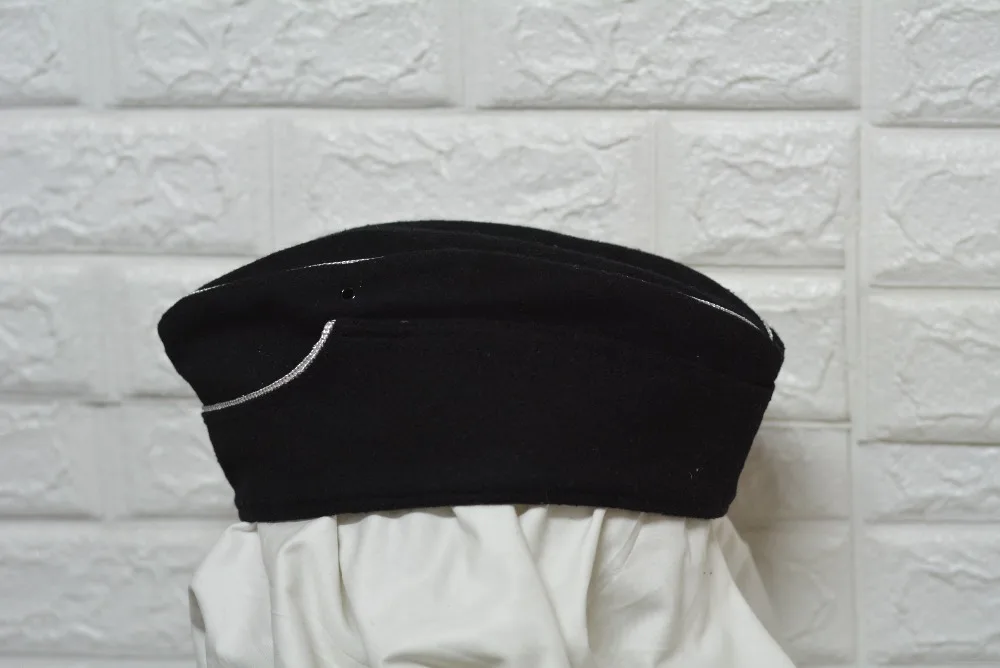 E.M.D .M38 Officer hat . Twill Wool