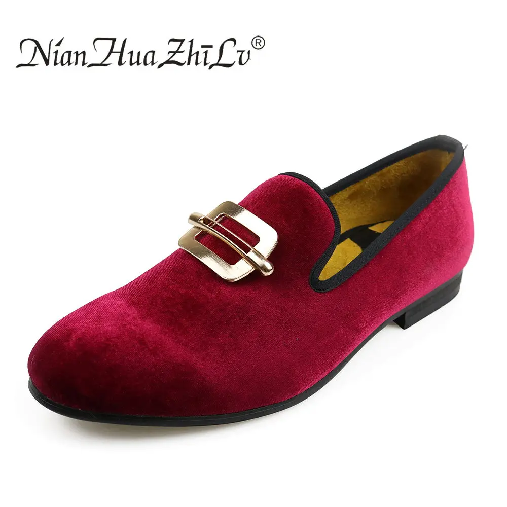 XQWFH Men\'s Loafers Vintage Velvet Flats Male Leather Shoes Slip-on Driving Casual Shoes with Gold Buckle Wedding Dress Shoes