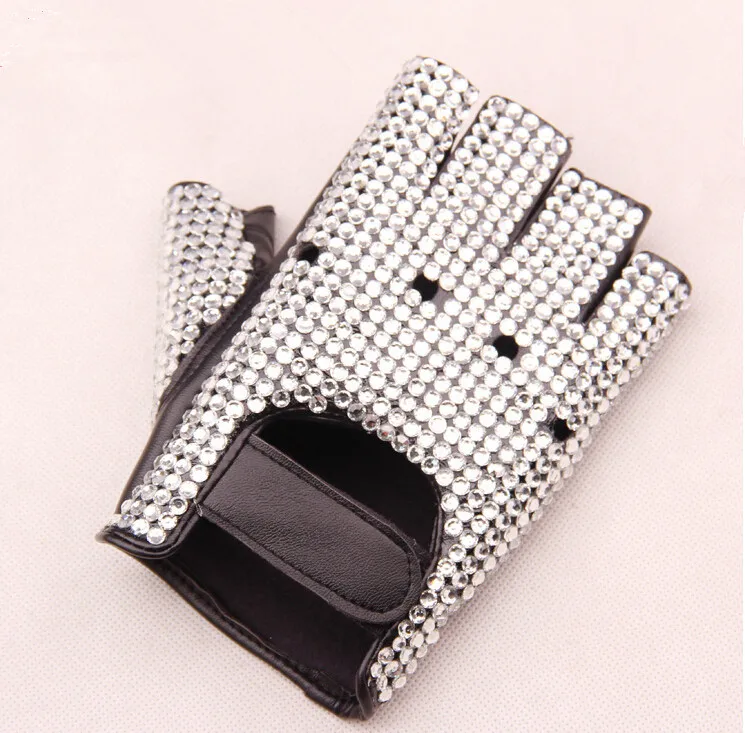 Men\'s fashion semi-finger cut out Rhinestone gloves male pu leather hip-hop dancing performance gloves S131