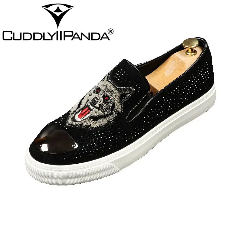 CuddlyIIPanda Men Fashion Embroidery Wolf Rivets Loafers Men Casual Printed Moccasins Shoes Man Party Driving Flats Sneakers