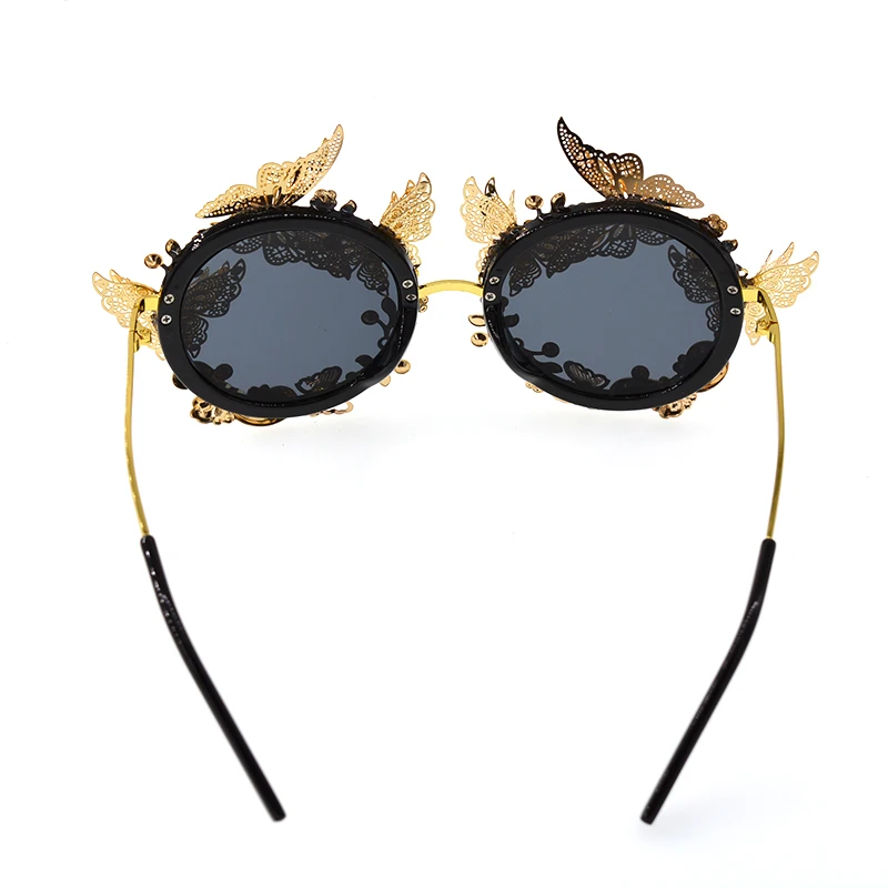 Fashion Retro Baroque Sunglasses Women Fashion Oversize Flowers Sunglasses Metal Butterfly Outdoor Summer Beach Sunglasses