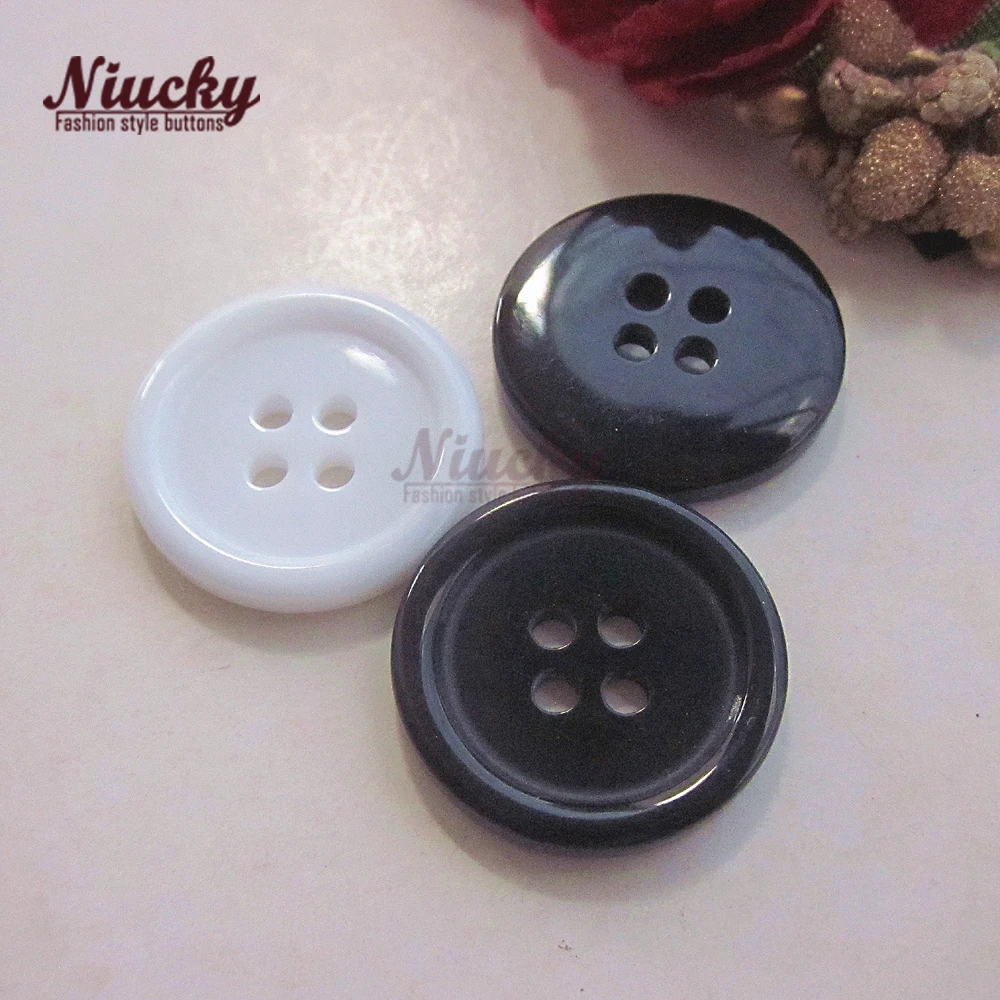 Niucky 4 holes white / Black thicken thin edge resin sewing button for clothing Basic loose sewing button supplies R0201-045wb