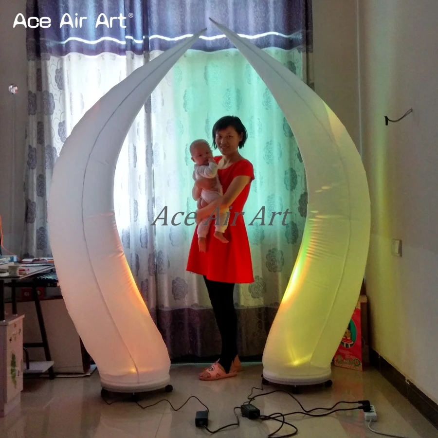 

Inflatable cone for wedding stage decoration, beautiful led inflatable cone, illuminated Horn/curved pillars with RGB lights