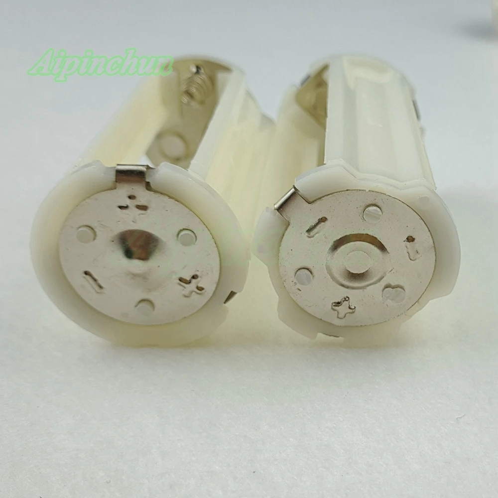 Aipinchun 5Pcs/Lot Series Connection Adapter 3Pcs AA To D Size 4.5V Battery Holder Case Box Convertor