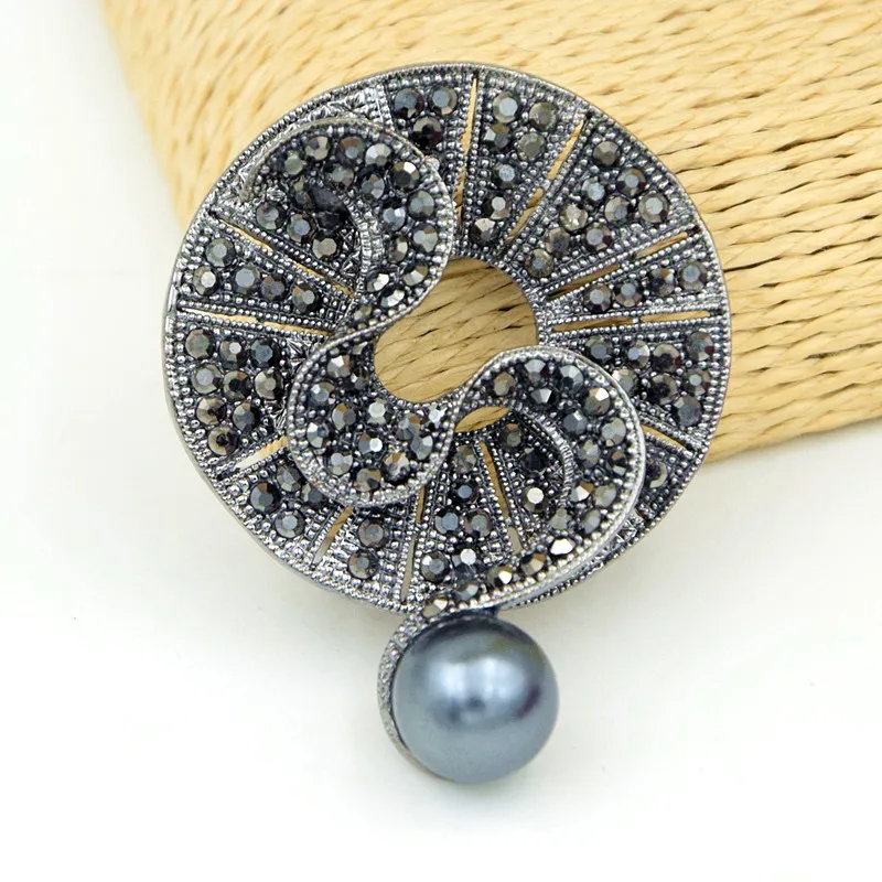 Luxury Black Color Alloy Vintage Stylish Brooch For Men And Women Fantastic Lady Clothes Jewelry Accessories Pins