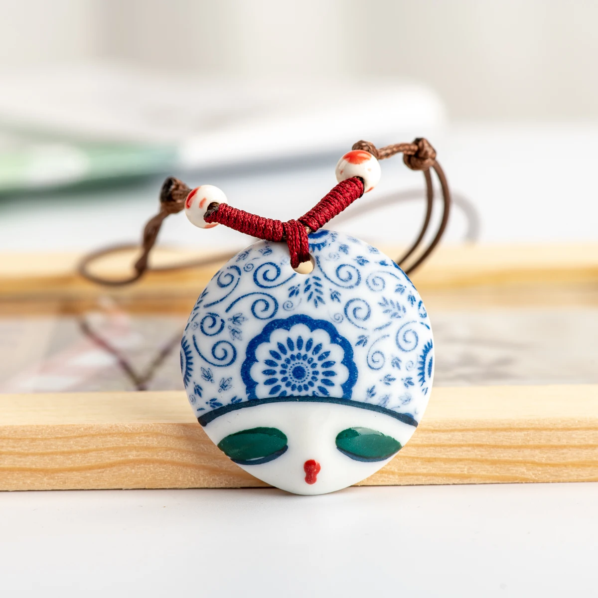 China Ceramic Girl Face Pendant Retro style artware vintage ceramic beads women necklaces #IY374