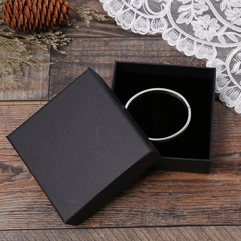 Neu Kommen 12Pcs Schwarz Kraft Papier Schmuck Box Armband Armreifen Halsketten Ringe Box Weihnachten Geschenk Schmuck Box Lagerung Fall