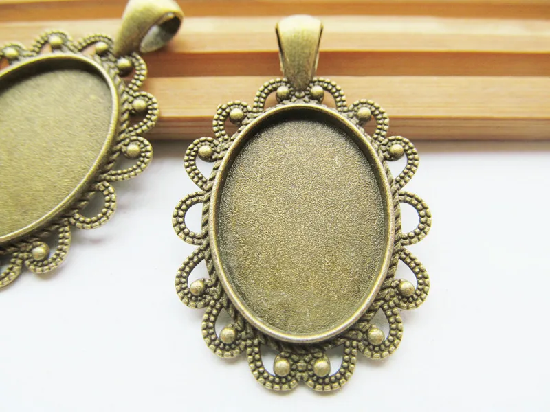 

50pcs Antique Bronze Oval Flower Base Setting Tray Bezel Pendant Charm/Finding,Fit 18mmx25mm Cabochon/Picture/Cameo