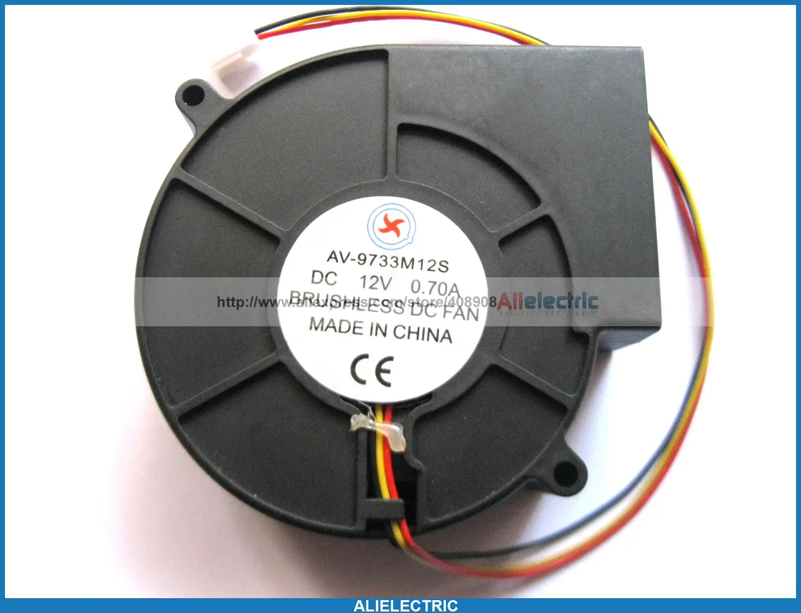 

1 Pcs Brushless DC Cooling Blower Fan 9733s 3 Wires 12V 97x97x33mm