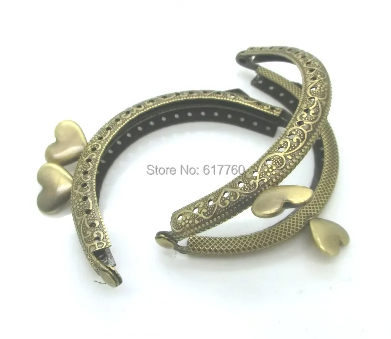 

Free Shipping-3PC Metal Frame Kiss Clasp Arch For Purse Bag Antique Bronze Heart Pattern 9cm x 5.5cm J2600