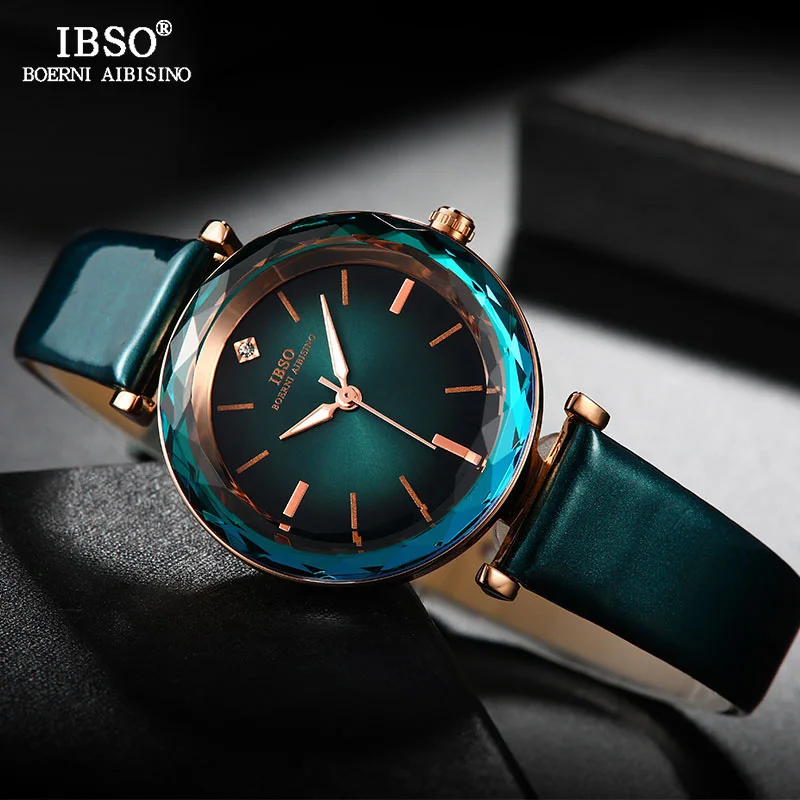 Luxury Women\'s Watches Elegant Green Glass Regular Slices Design Stainless Steel And Leather Strap Wrist Women Watch For Gifts