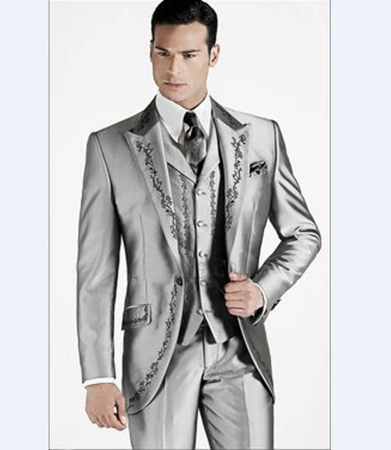 

New Arrival Embroidery Groomsmen Peak Lapel Groom Tuxedos Men Suits Wedding/Prom Best Man Blazer ( Jacket+Pants+Vest+Tie) A49