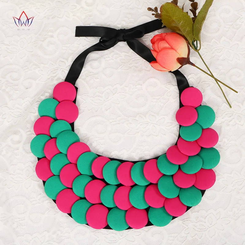 

2023 Hot Sale Ankara African Pink And Green Color Button Necklaces & Pendants For Women Choker Statement Necklace For Gift SP053