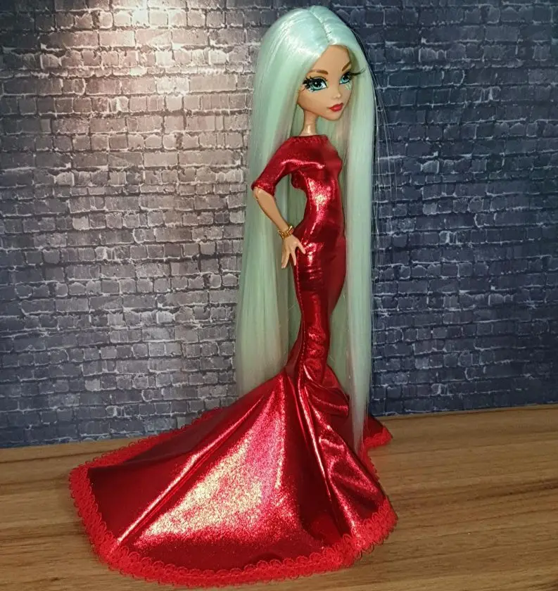 خلفية جدارية داكنة للتصوير الفوتوغرافي من الطوب الأرضيات الخشبية أضواء كاشفة لامعة مرحلة حفلة دمية الطفل منطقة تصوير خلفية التصوير الفوتوغرافي