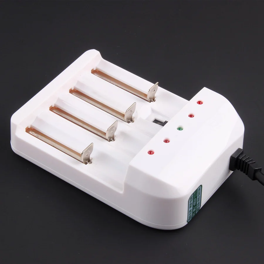 4 Slots Universal Smart Charger Li-ion 18650 NiMH NICD 26650 14500 10440 AA AAA Battery Charger EU US Plug Drop Shipping