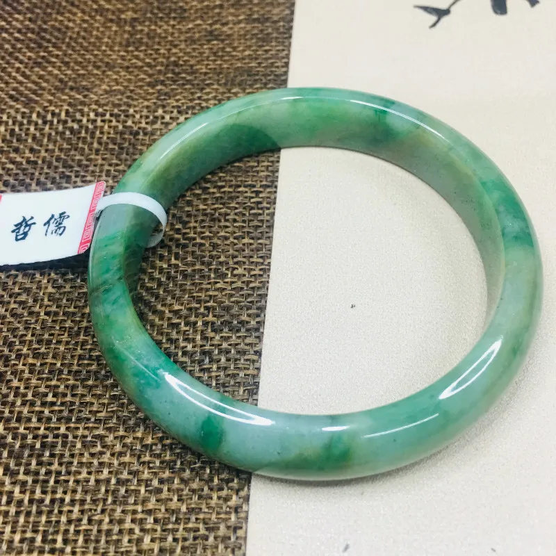 

Zheru Jewelry Natural Jadeite Bracelet Natural Green Bicolor 54-62mm Female Gift A Class A National Certificate