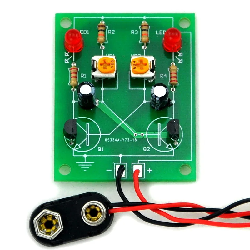 조정 가능한 트랜지스터 Astable 멀티 바이브레이터 회로 학습 키트, LED 깜박임.