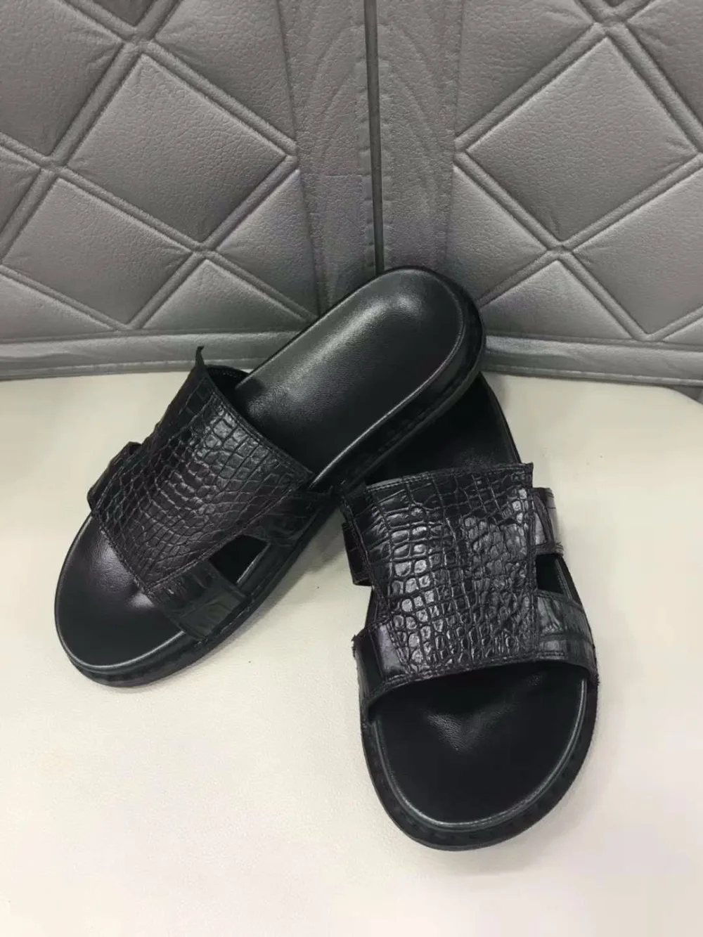 100% Genuine real crocodile belly skin men summer shoe solid thread strong anti-slide base men shoe black color leisure men shoe