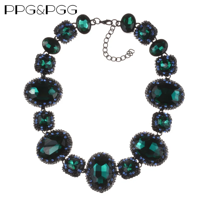 2024 New Fashion Green Glass Crystal Indian Statement Choker Necklace Women Ethnic Vintage Large Collar Big Bib Necklace Jewelry