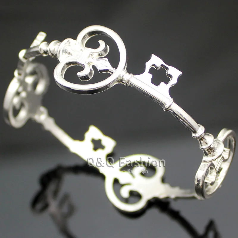Vintage Viktorianisches Skelettschlüssel-Armband für Damen und Herren, Modischer Glücksbringer-Armreif, Anime HipHop Punk Charm Schmuck, Kreative Accessoires