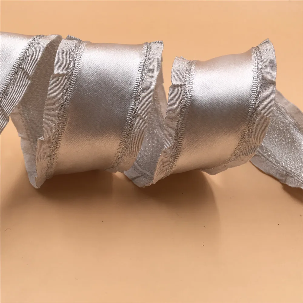 

38mm X 25yards Fold Edges Wired Silver Metallic Ribbon. Gift Bow,Wedding,Cake Wrap,Tree Decoration,Wreath N1068