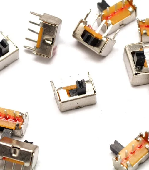 100Pcs AC 250V 3A 2 Position 3Pins SPDT Mini PCB Mount Right Angle Slide Switch SK-12D07 1P2T