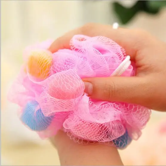 Herramienta de limpieza de baño cómoda para el hogar, cepillo y Bola de Loofah, de nailon, 1 unidad