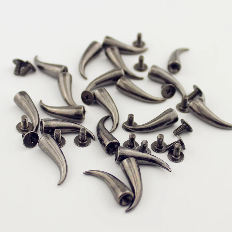 20pcs Bend Design 7*20MM Metal Black Punk Rock Rivets For Leather Craft Spikes And Studs For Clothes Handmade DIY Belt Shoes