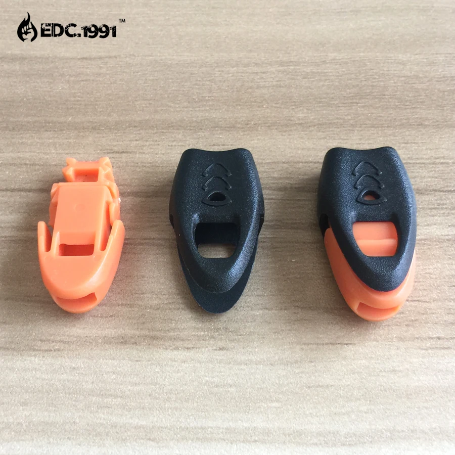 E0455 Newest Whistles Outdoor Lifesaving Whistle Camping Suivival Emergency Whistle For Camping Hiking Wholesale EDC 50PCS/LOT