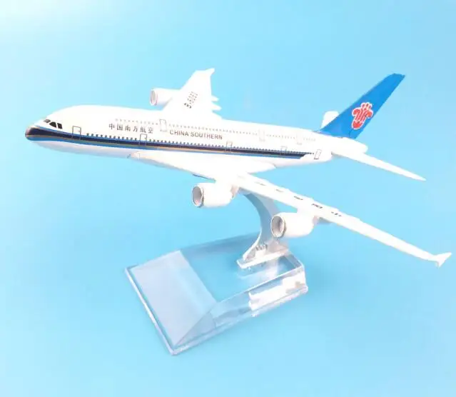 16CM A380 CHINA SOUTHERN METAL ALLOY MODEL PLANE AIRCRAFT MODEL TOY AIRPLANE BIRTHDAY GIFT