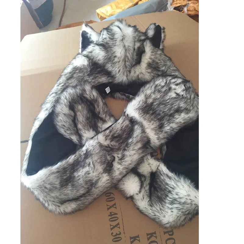 الشتاء القبعات للنساء مع آذان Grils الأبيض الذئب أنيمي فو الحيوان هود القلنسوات قفازات قفازات وشاح روح الكفوف آذان دافئة