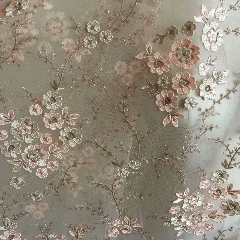 Mehrfarbiger Spitzenstoff mit 3D-Blumen für Hochzeitskleider, 4 Farben, Handverziert, DIY-Material – Detail 7