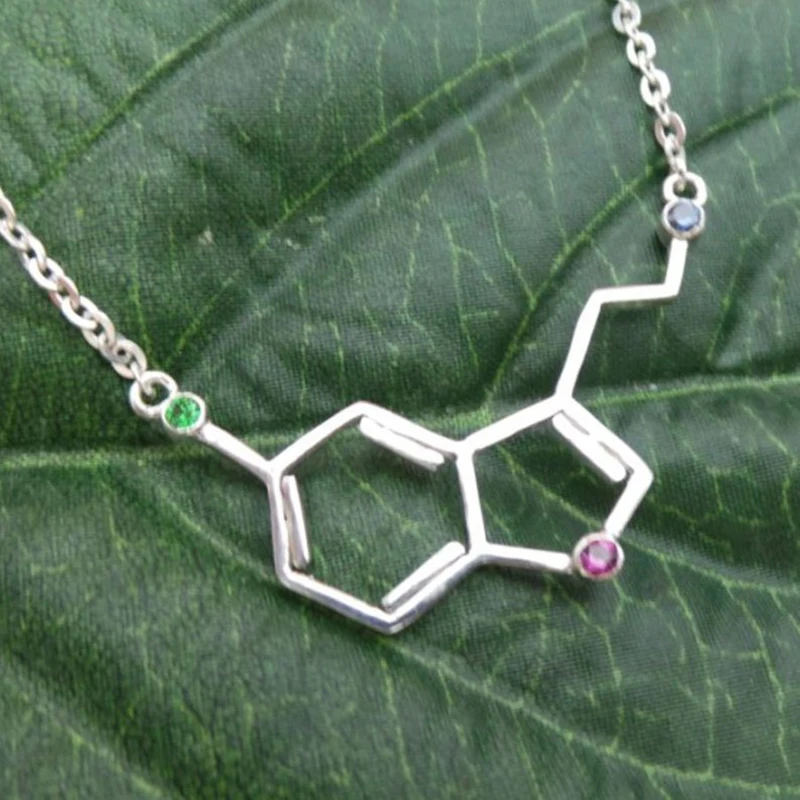 Dapomine Love Molecule Necklace