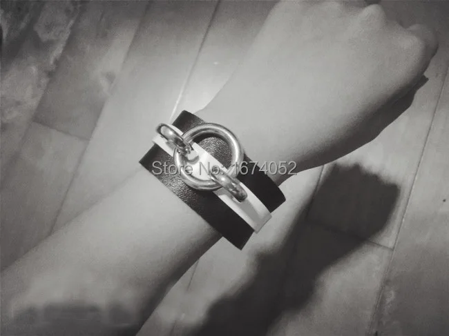 Wholesale NEW SEXY Unisex Men Women Punk Goth Handmade Layered Leather O-Round Bangle Wrist DW213 Free Shipping
