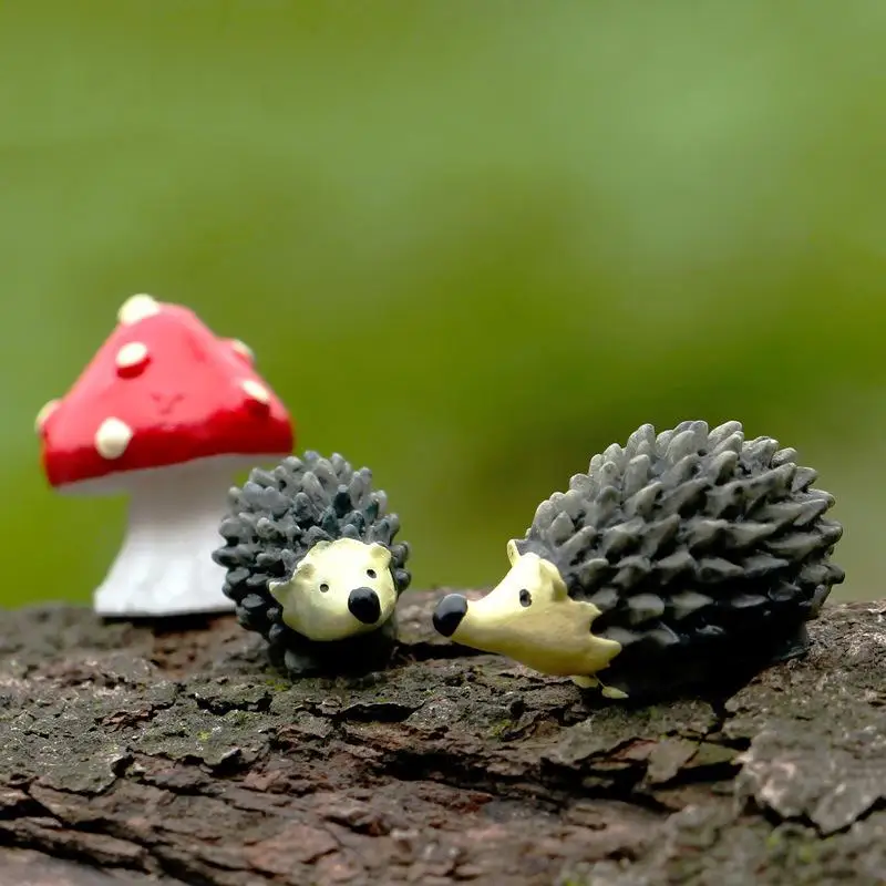 3Pcs/Set Artificial Mini Hedgehog With Red Dot Mushroom Miniatures Fairy Garden Gnomes Moss Terrarium Resin Crafts Decorations