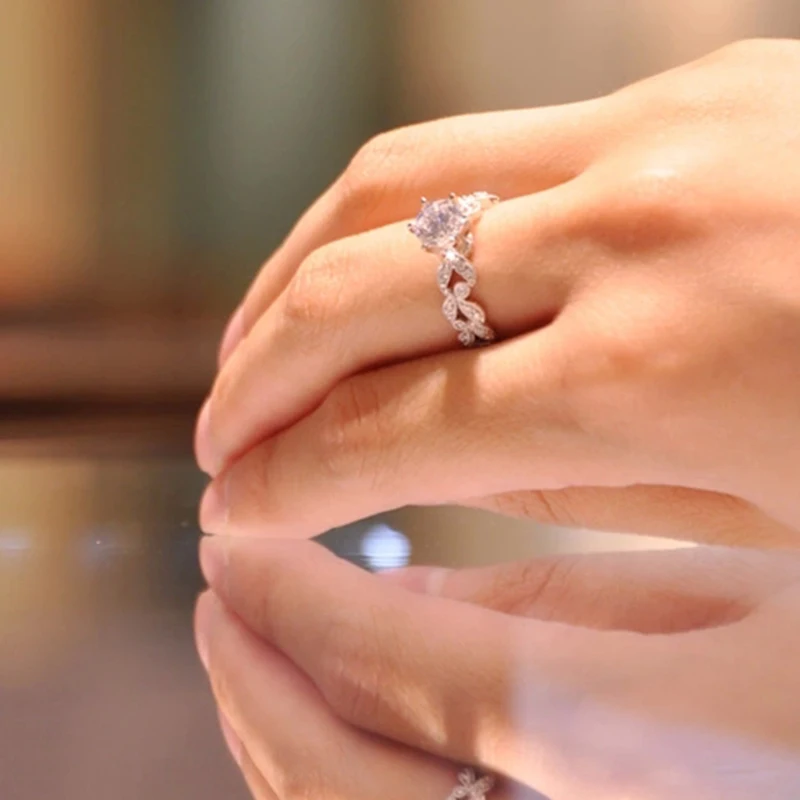 Wedding Engagement Rings For Women 1.5 Carat Zirconia White Gold Color Fashion Jewelry Female Ring Bijoux Bague Wholesale CC097