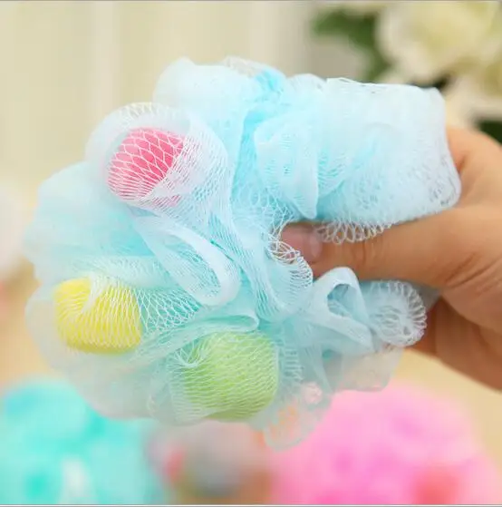 Herramienta de limpieza de baño cómoda para el hogar, cepillo y Bola de Loofah, de nailon, 1 unidad