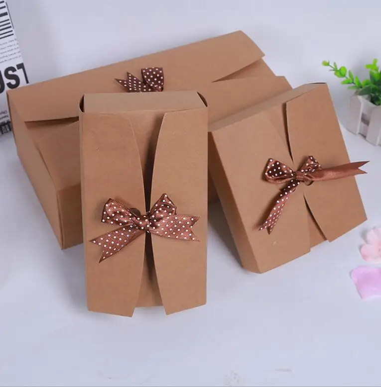 

20pcs High Quality Present Box Ribbon gift packing box Brown kraft cardboard box birthday party gift storage box carton 2 sizes