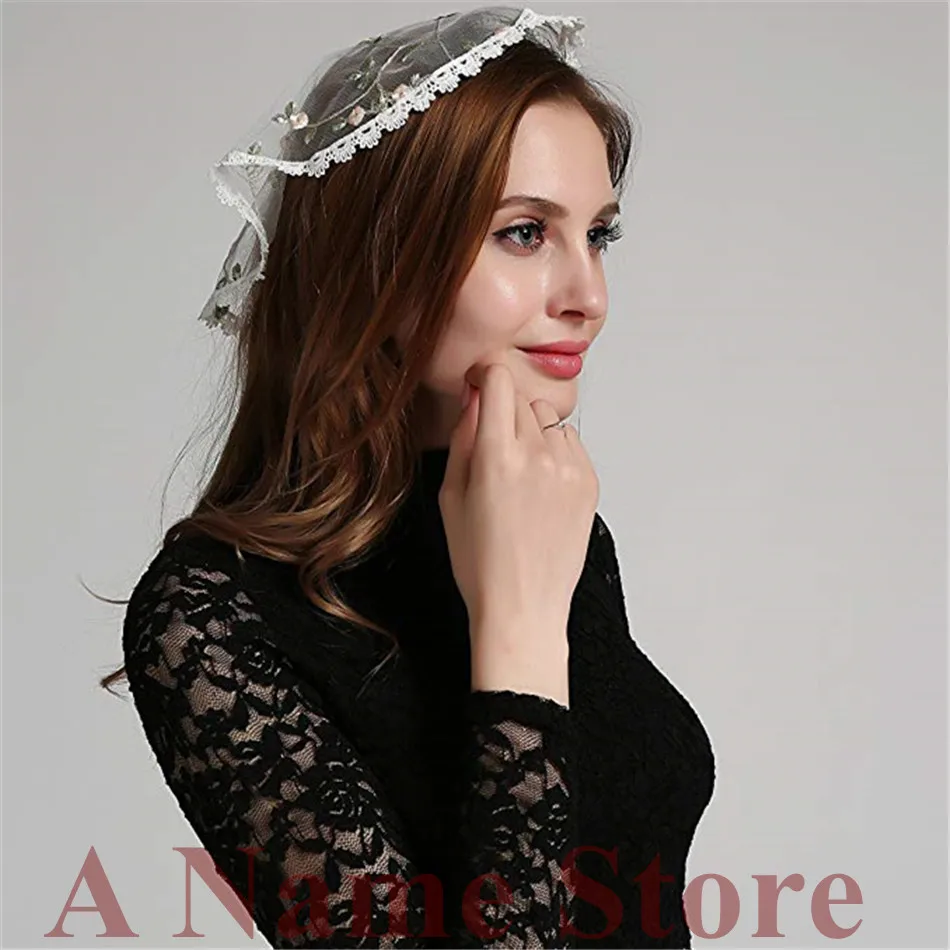 ISHSY Small White Lace Veil Mantilla for Church Catholic Latin Mass HeadCovering Lace edge Voiles Dentelle Velas negra Mantilla