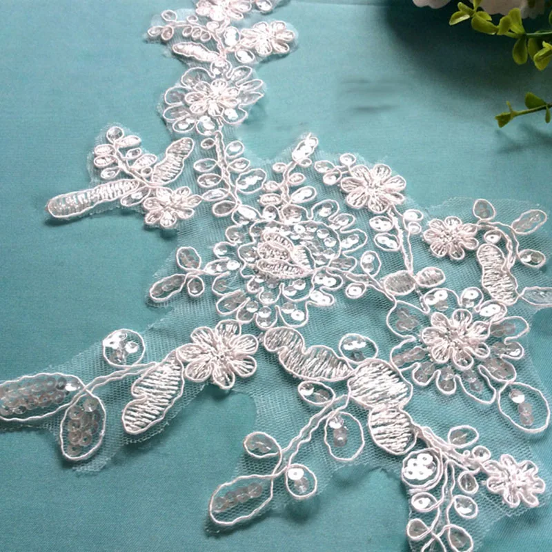 10 Pieces Ivory White Lace Applique Sequins Car Bone Trim Appliques French Chantilly Lace Patch Bridal Venise Lace Accessories