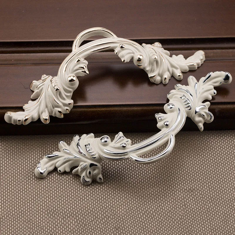 JD Ivory White European Luxury Classic Handle Garden Cabinet Knobs And Handles Bedside Table Drawer Furniture Kitchen Handles