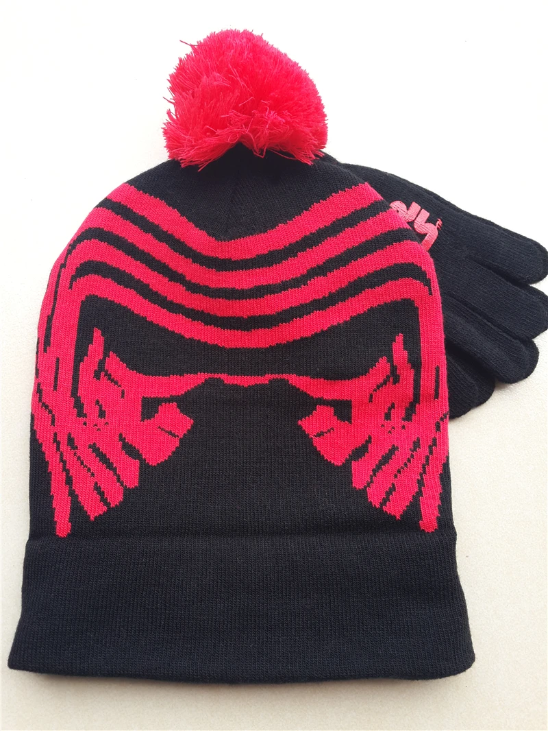 2017 neue Herbst Winter Frauen Männer Dame Hut Handschuhe Set Cartoon Wars Kylo Ren Ben Solo Beanie Handschuhe Warme Kappe gestrickte Kinder Hut