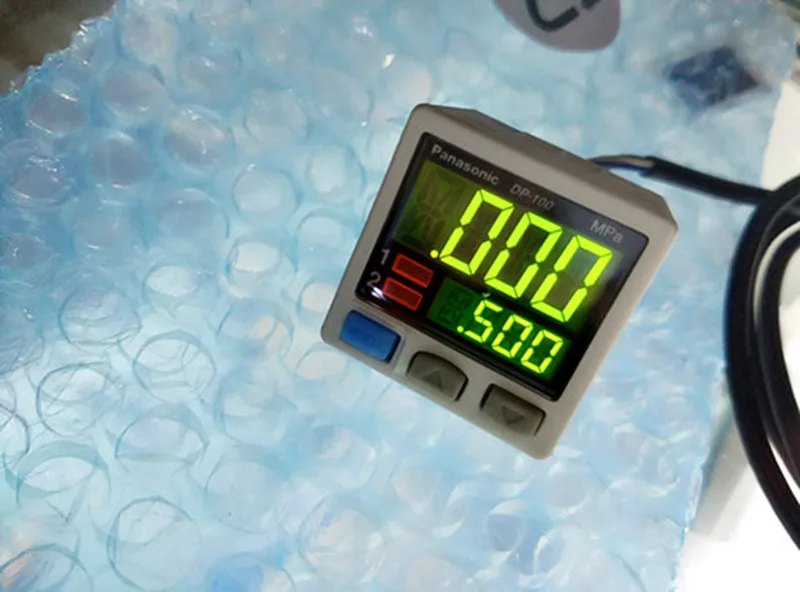 DP-101 DP-102 display Digitale di uscita positivo negativo pressione Nuovo Originale Digitale di Vuoto Sensore di Pressione Regolatore di Pressione